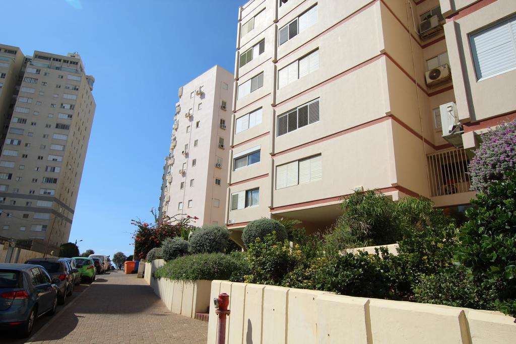 Royal Lea Apartmens Netanya Exterior foto
