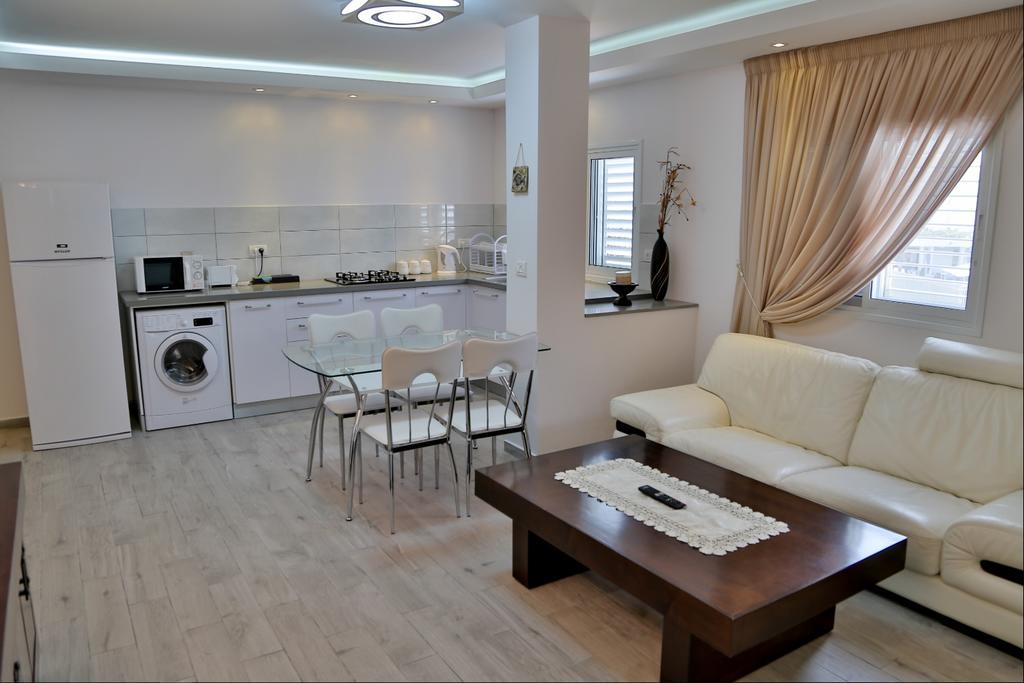 Royal Lea Apartmens Netanya Exterior foto