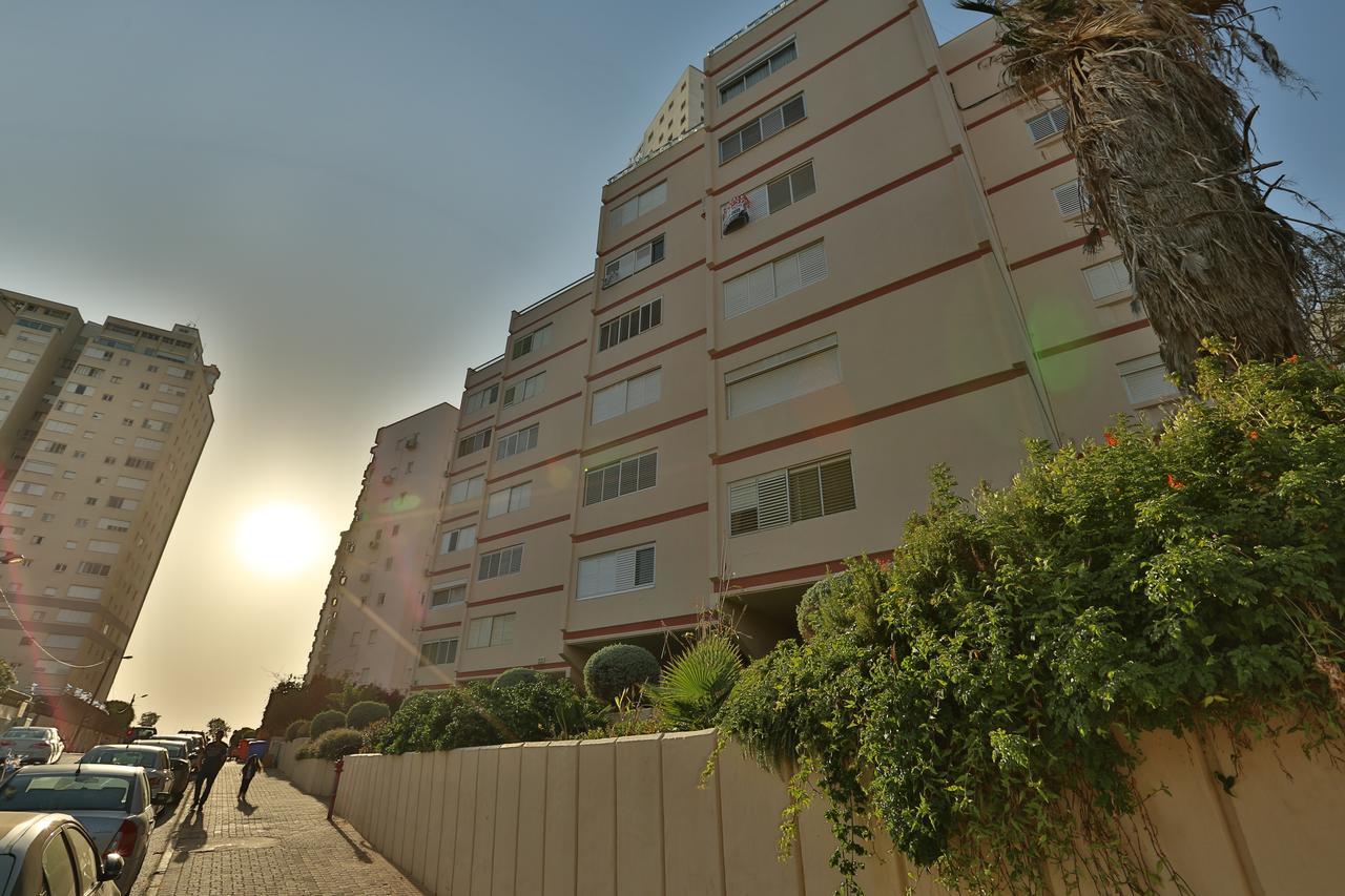 Royal Lea Apartmens Netanya Exterior foto